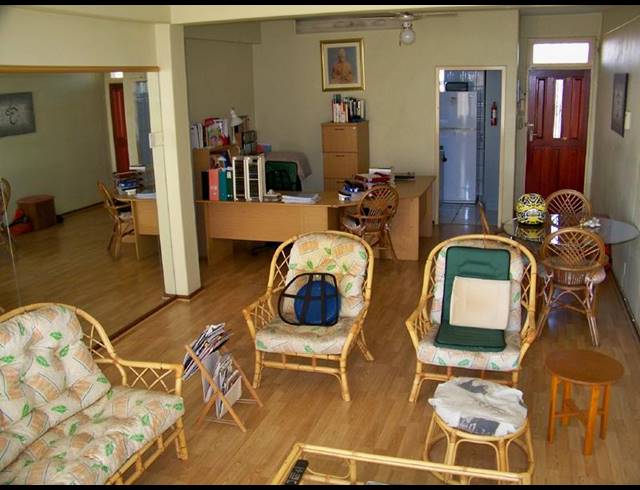 2 BEDROOM APARTMENT FOR SALE IN SUNNYSIDE